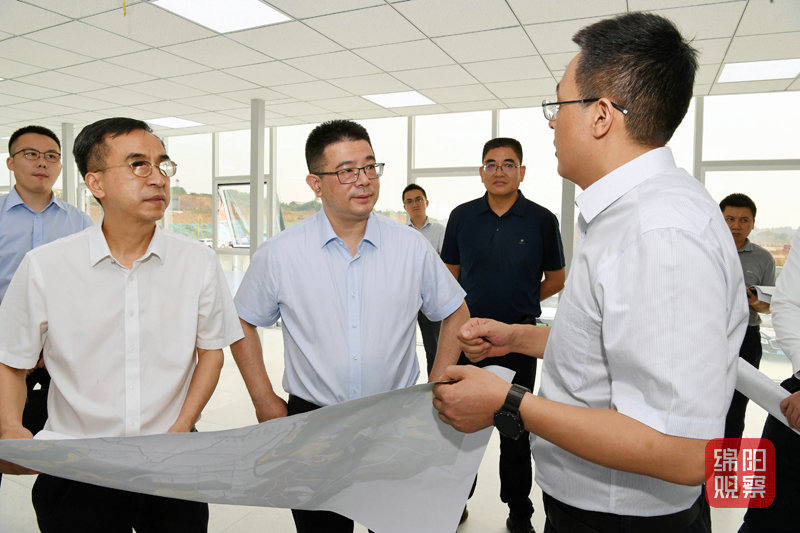 2022年7月7日，李云赴高新區(qū)宣講并調(diào)研5  張莉 攝.jpg