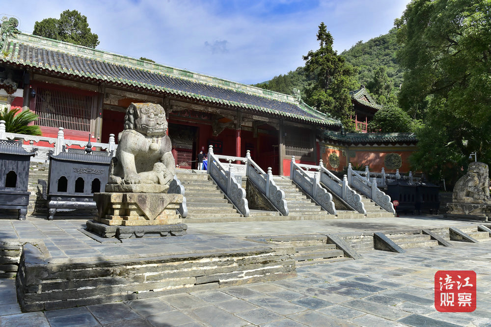 行進(jìn)涪江——平武報恩寺2_1.jpg