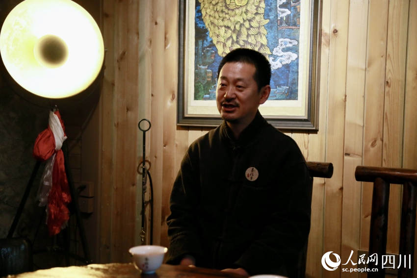 正在接受人民網(wǎng)記者采訪的蔣維明。人民網(wǎng)記者 朱虹攝